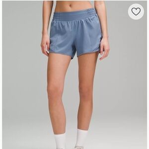 NWOT Lululemon High- Rise Hotty Hot 4” lined short